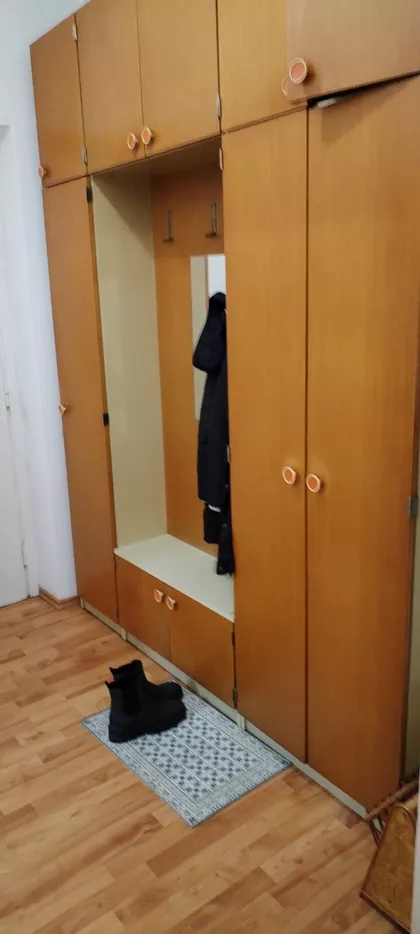 Sergeja Jesenjina 3 | 4zida.rs