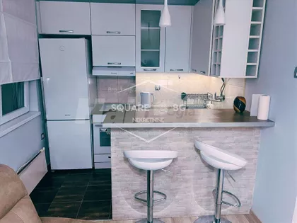 Marije Bursać | 4zida.rs