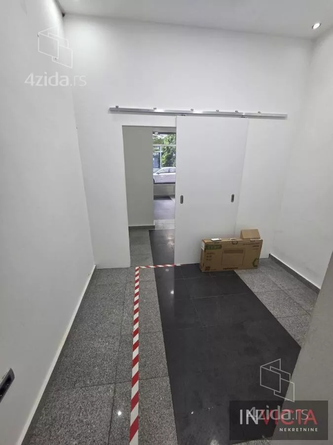 Lokal | 4zida