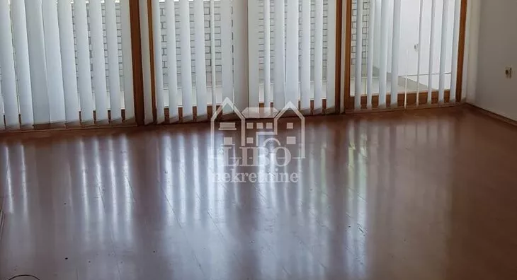 4-etažna kuća | 4zida