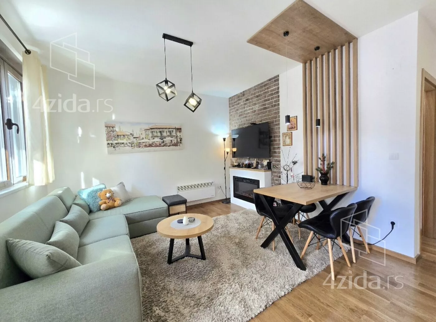 Jednoiposoban stan | 4zida