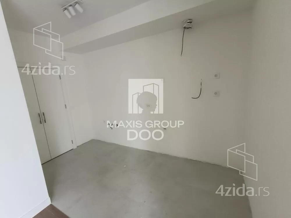 Šestosoban stan | 4zida