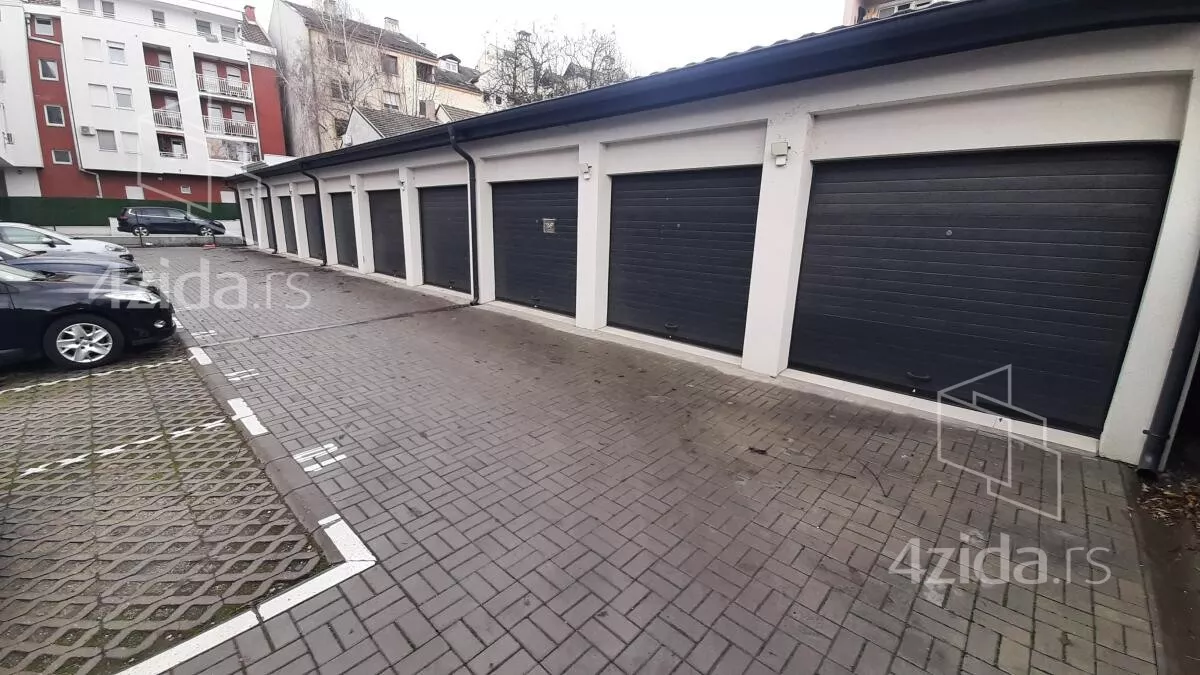 Garaža/Parking | 4zida