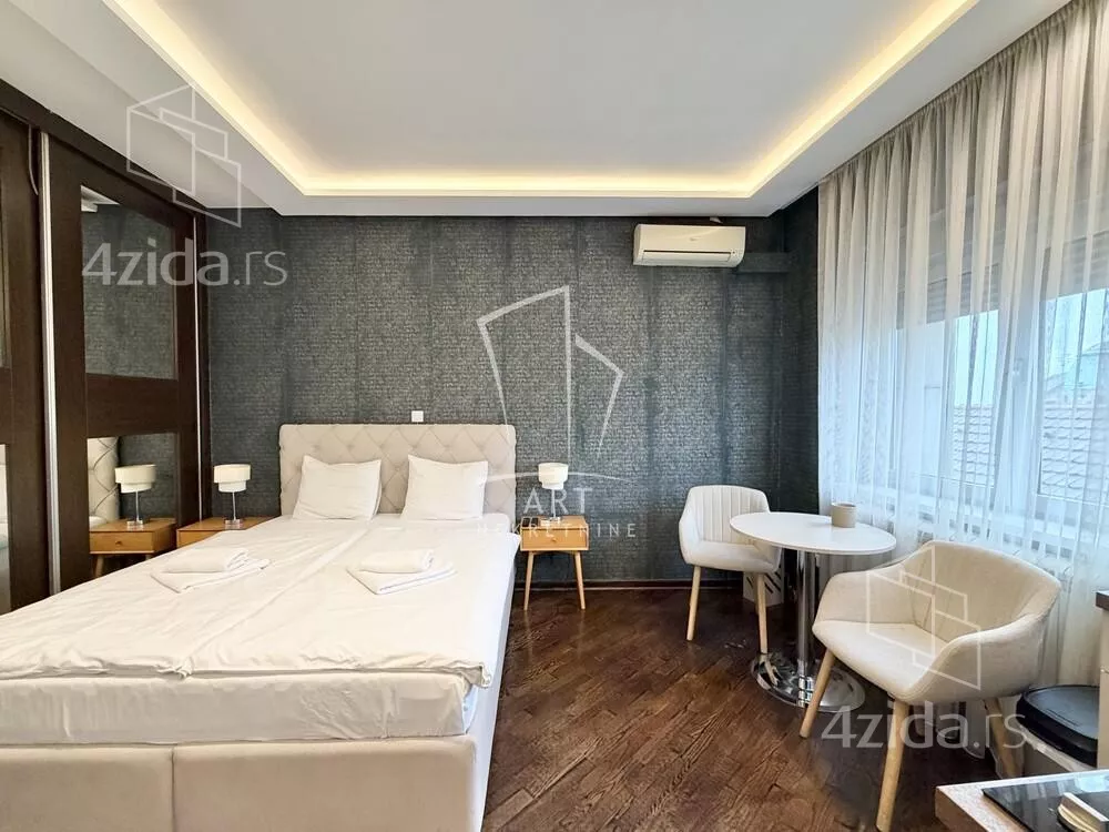 Petosoban stan | 4zida