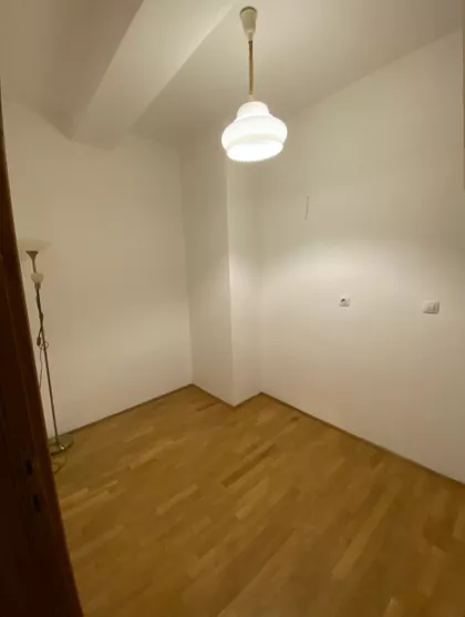 Marka Oreskovica | 4zida.rs