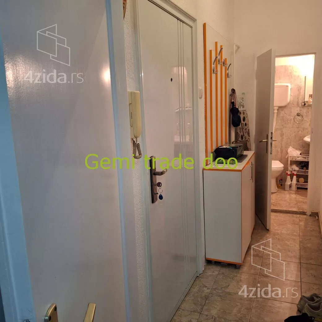 Kancelarija | 4zida
