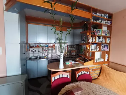 Sretena Mladenovića Mike | 4zida.rs