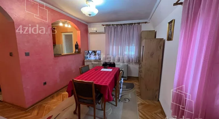 Petosoban stan | 4zida