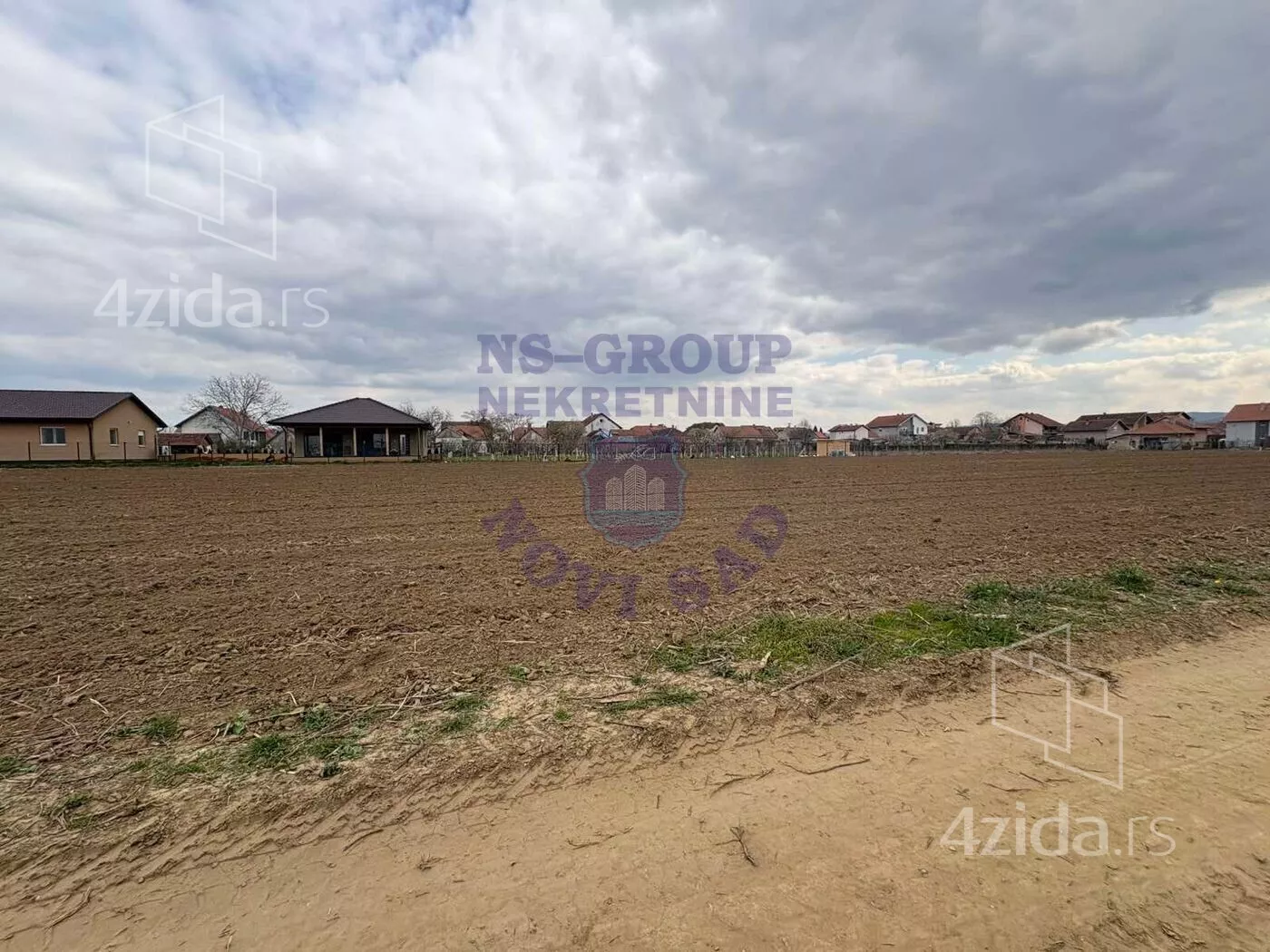 Građevinsko zemljište | 4zida