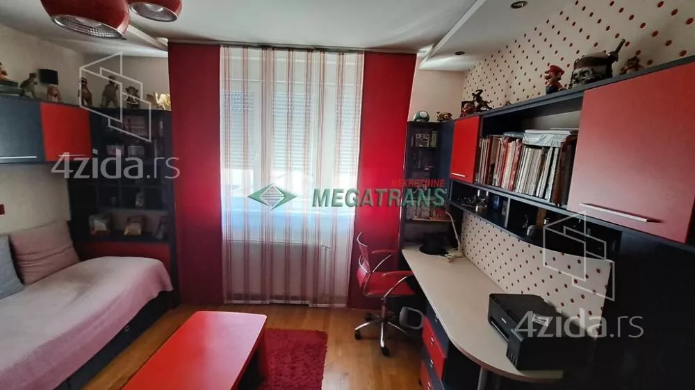 Četvorosoban stan | 4zida