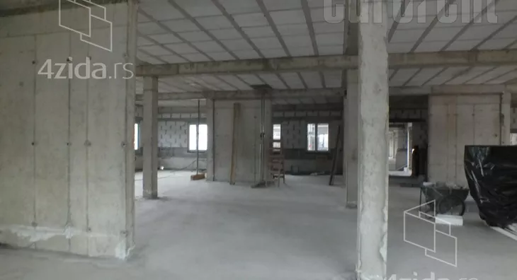 Poslovni prostor | 4zida