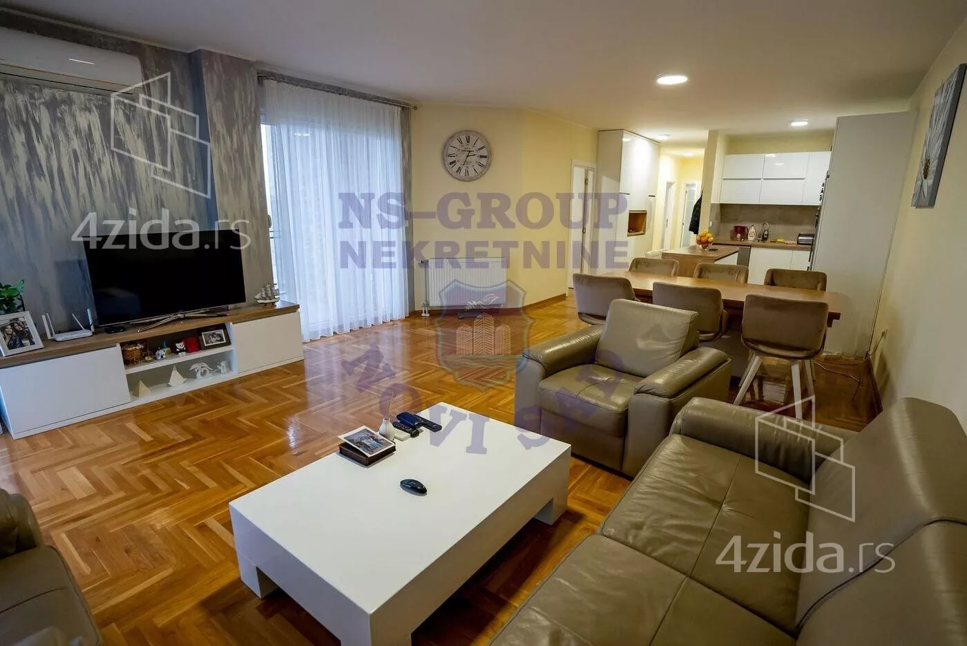 Četvorosoban stan | 4zida