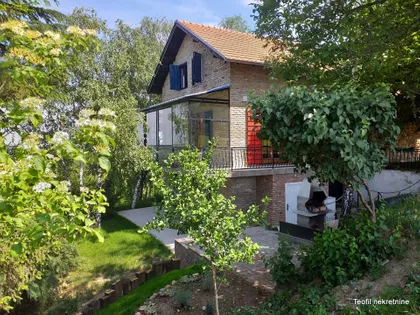 Lipov gaj | 4zida.rs