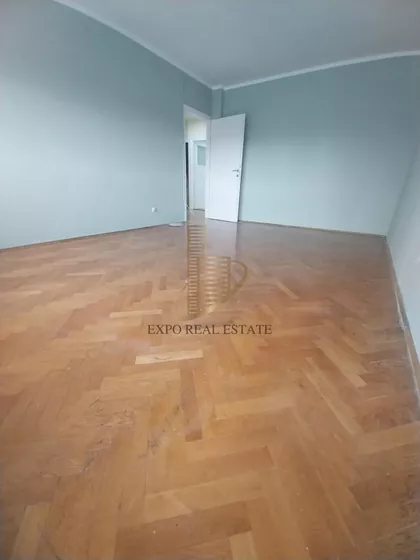 USTANIČKA | 4zida.rs