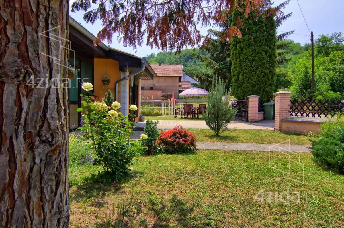 Kuća | 4zida