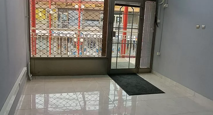 Lokal | 4zida