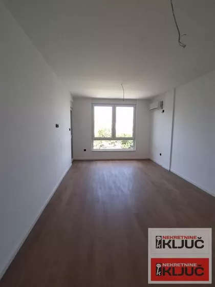 Bulevar Patrijarha Pavla (Somborski Bulevar) | 4zida.rs