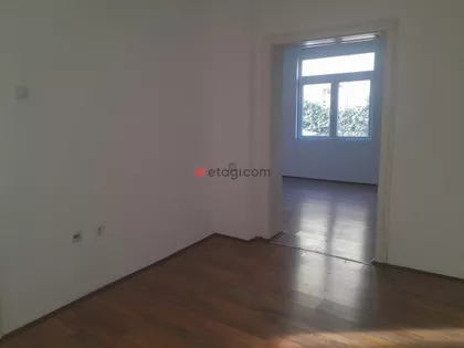 Autobuska Stanica | 4zida.rs