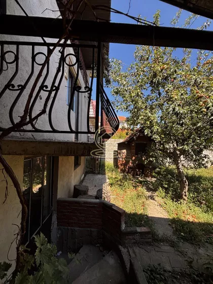Donja Vrežina | 4zida.rs