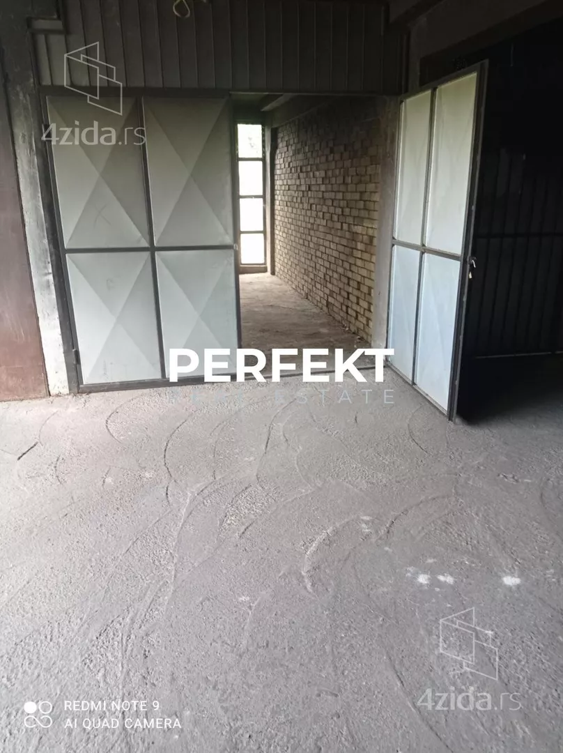 Garaža | 4zida