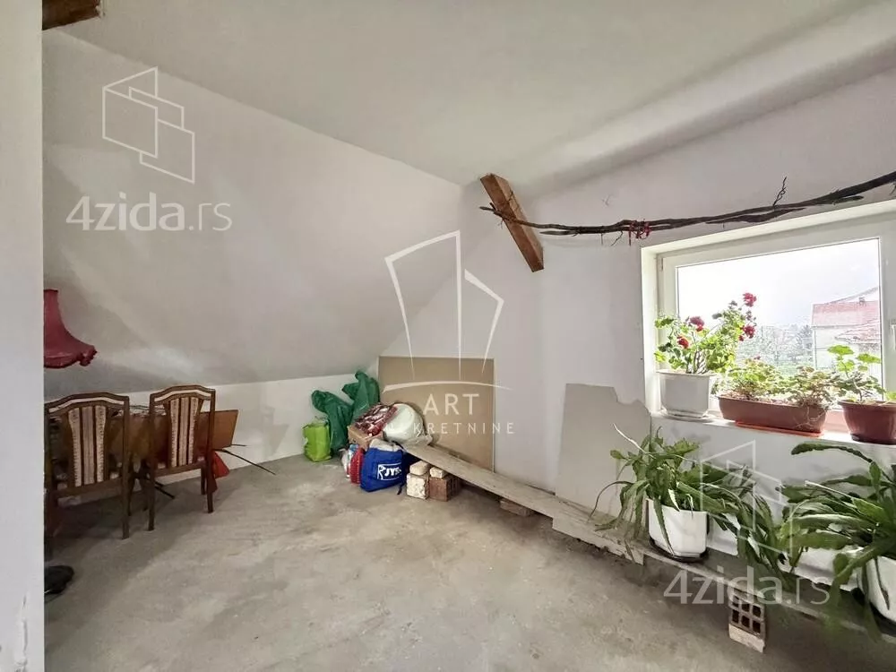 3-etažna kuća | 4zida