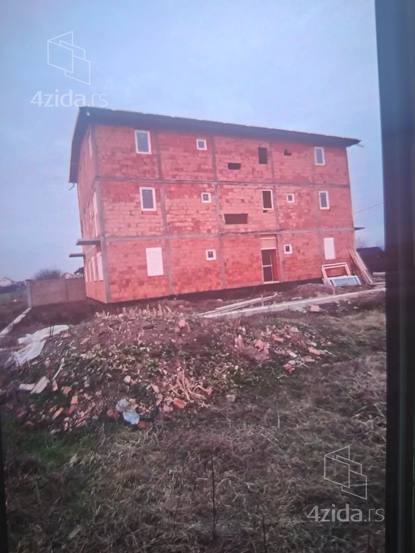 3-etažna kuća | 4zida