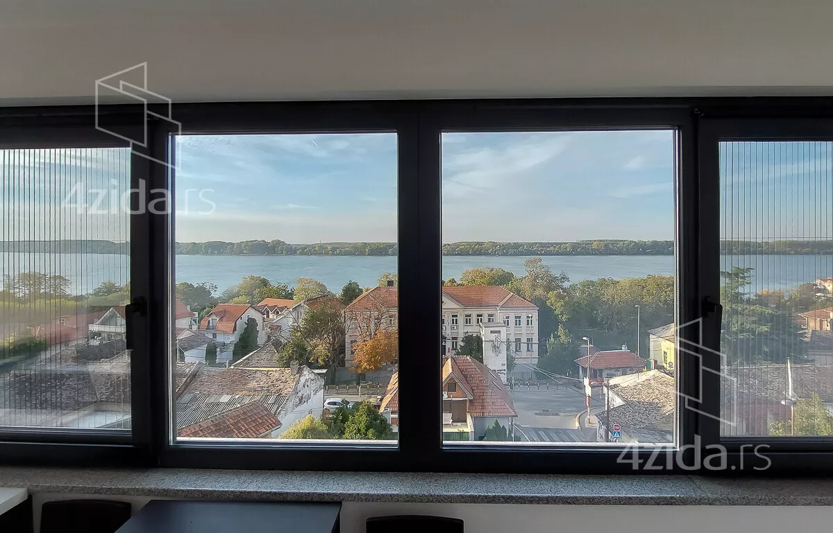 Šestosoban stan | 4zida