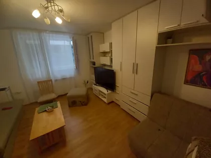 Sazonova | 4zida.rs