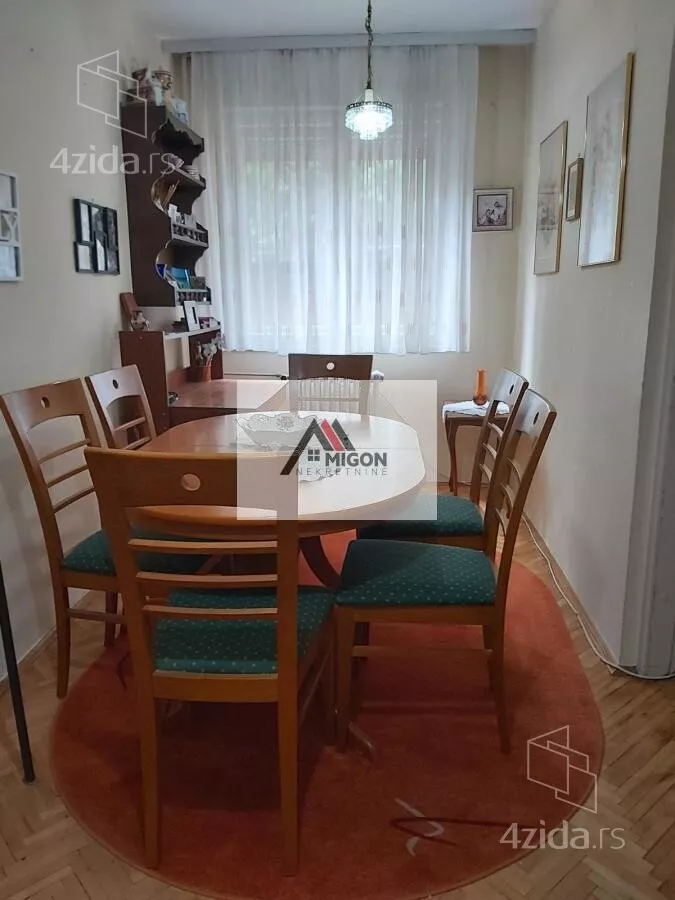 Troiposoban stan | 4zida