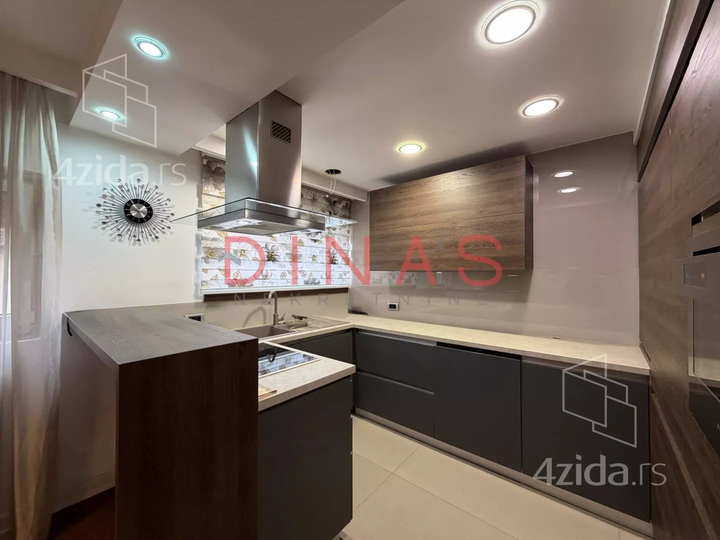 Kuća | 4zida