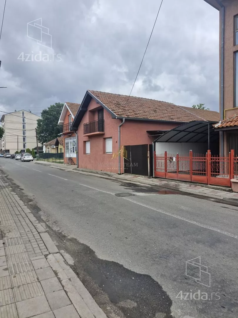 Kuća | 4zida