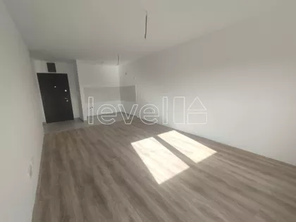 Veternička Rampa | 4zida.rs