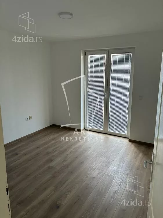 Kancelarija | 4zida