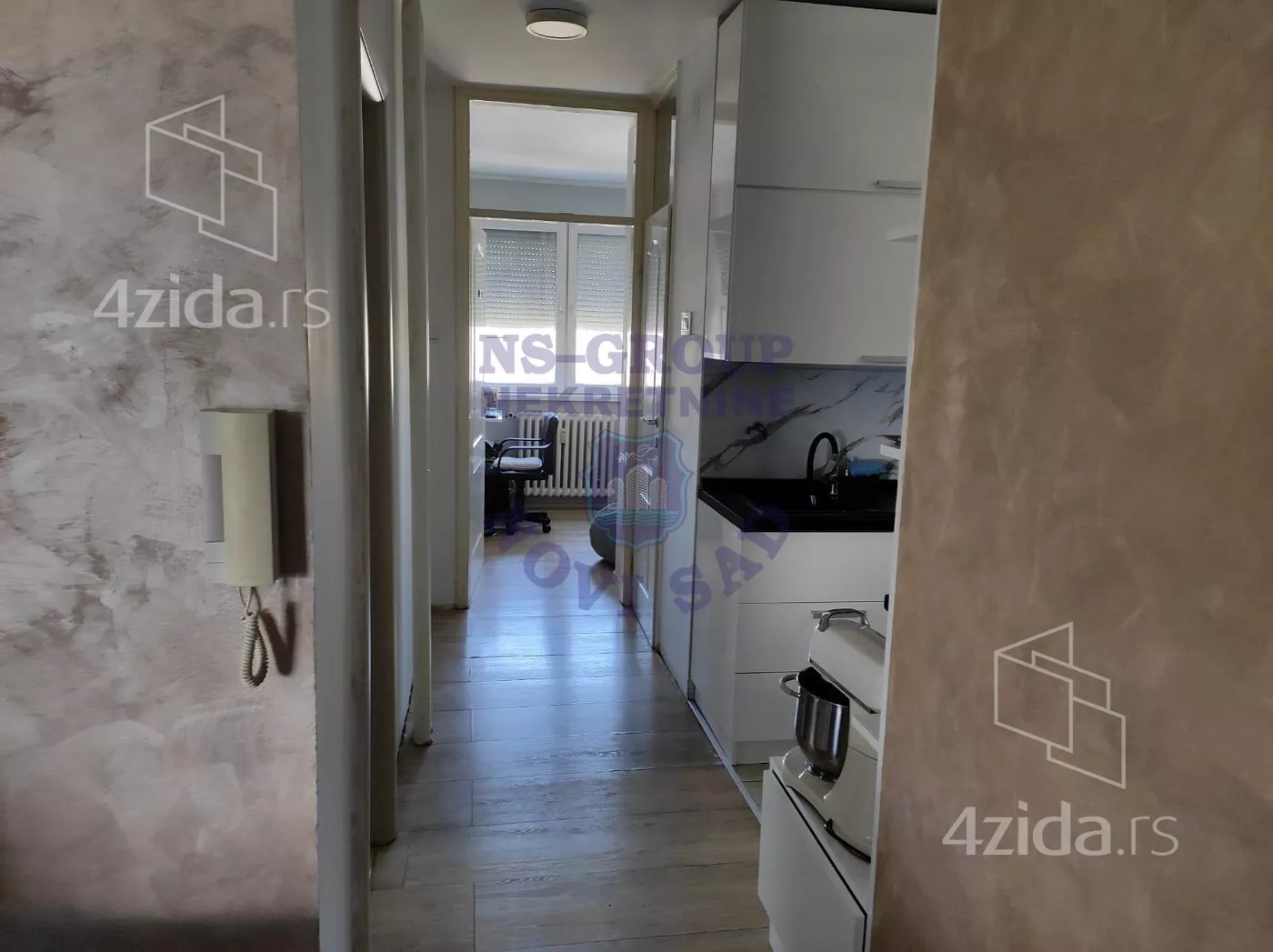 Četvorosoban stan | 4zida