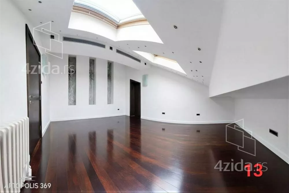 Petosoban stan | 4zida