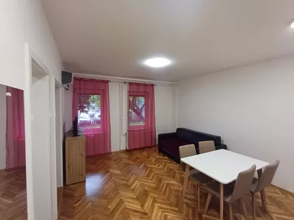Žitni Trg 9 | 4zida.rs