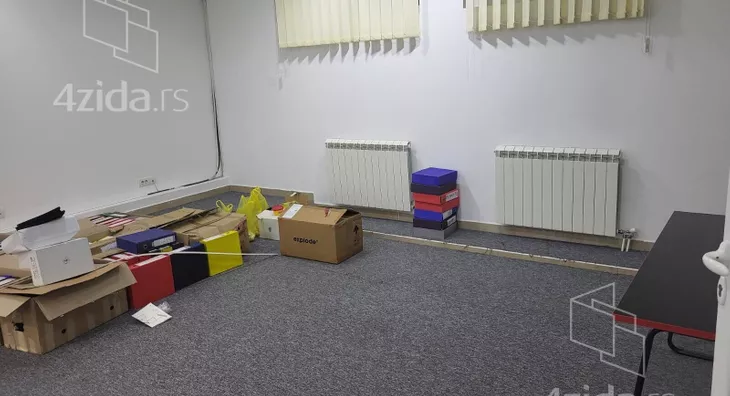 Poslovni prostor | 4zida