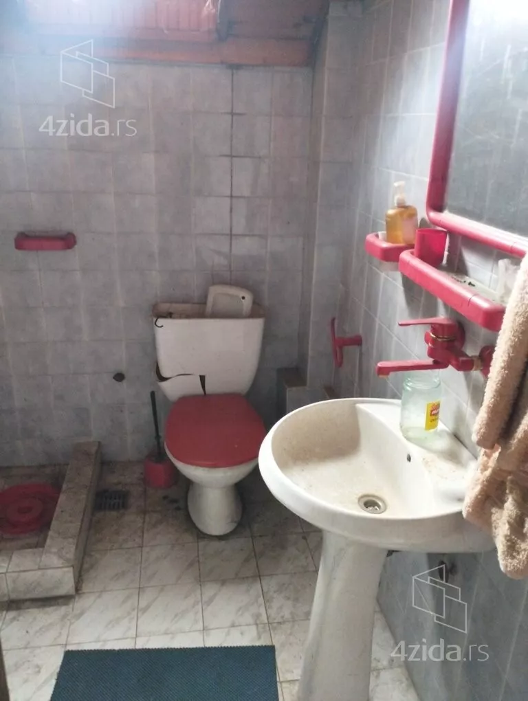 3-etažna kuća | 4zida