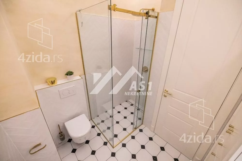 Petosoban stan | 4zida