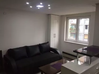 Božidarčeva | 4zida.rs