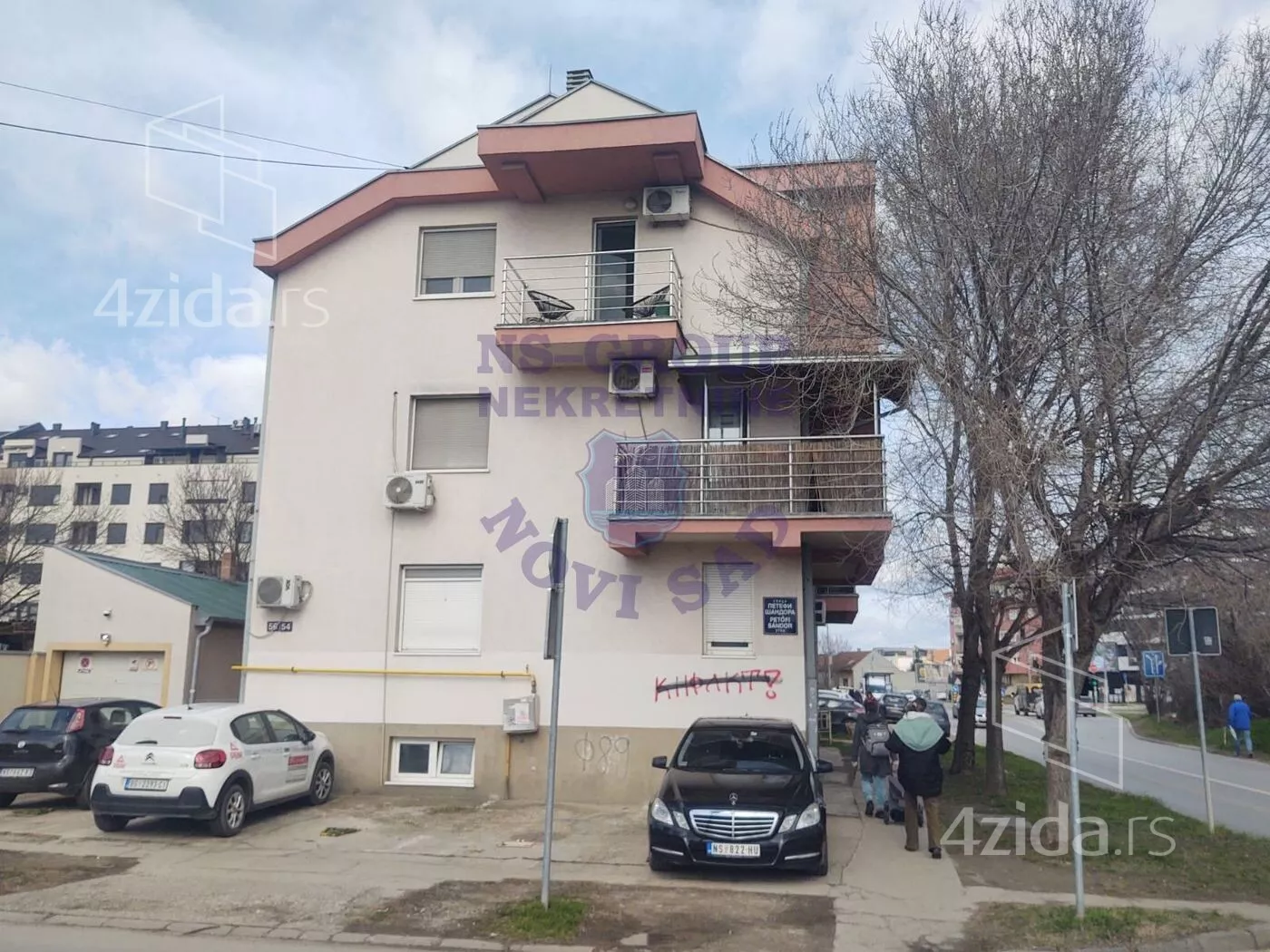 Dvoiposoban stan | 4zida