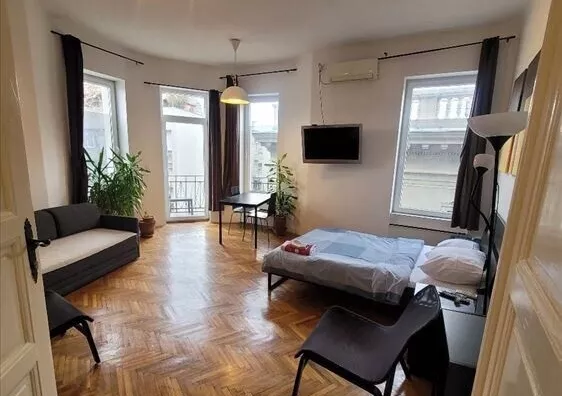 Četvoroiposoban stan | 4zida