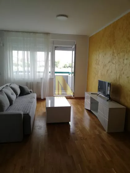 Jugovićevo | 4zida.rs