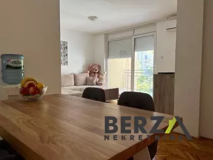 Grbavica | 4zida.rs
