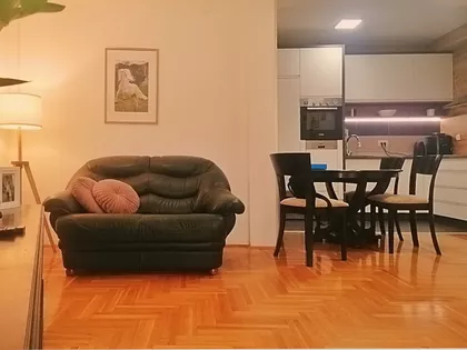 Vašarište | 4zida.rs
