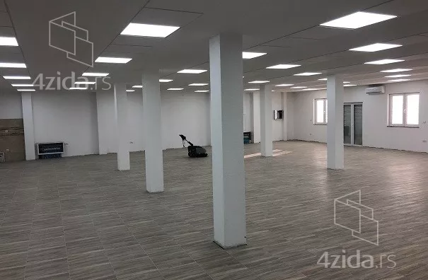 Poslovni prostor | 4zida