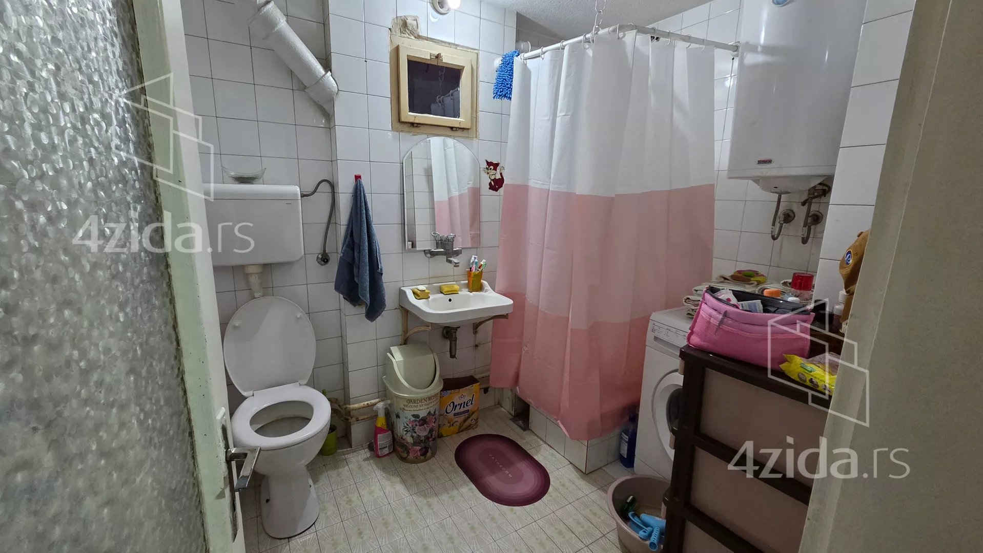 Sedmosoban stan | 4zida