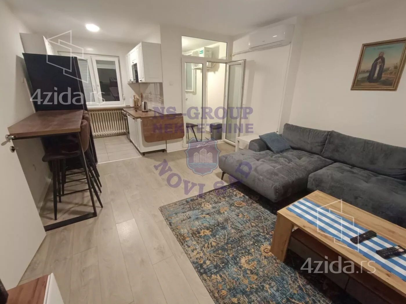 Dvoiposoban stan | 4zida