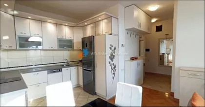 Crveni Krst Vračar | 4zida.rs