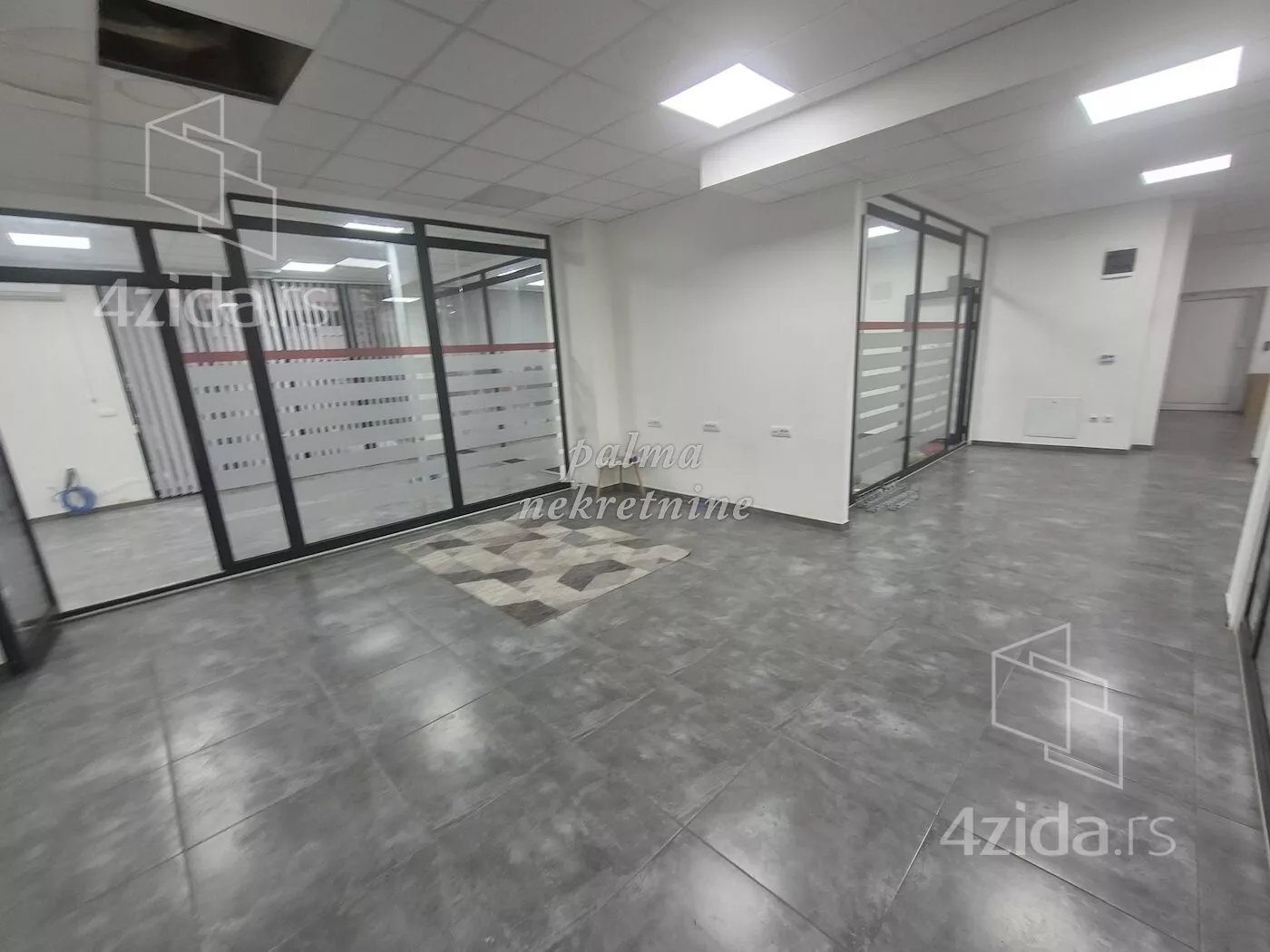 Poslovni prostor | 4zida